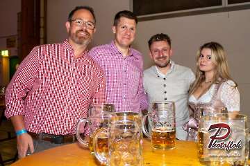 www_photofloh_de_PflaelzerGaudiNaechte_HermesHouseBand_Messehalle_PS_16_10_2026-27