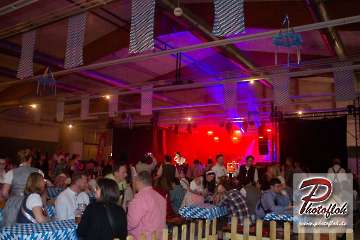 www_photofloh_de_PflaelzerGaudiNaechte_HermesHouseBand_Messehalle_PS_16_10_2026-43