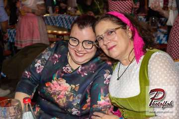www_photofloh_de_PflaelzerGaudiNaechte_HermesHouseBand_Messehalle_PS_17_10_2026-162