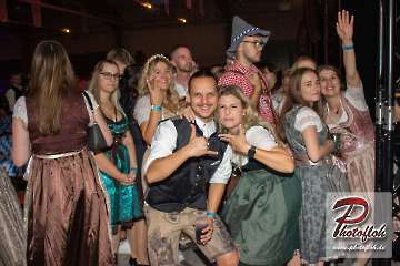 www_photofloh_de_PflaelzerGaudiNaechte_HermesHouseBand_Messehalle_PS_17_10_2026-279