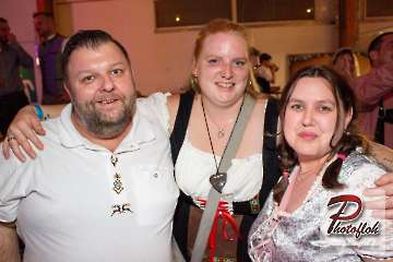 www_photofloh_de_PflaelzerGaudiNaechte_HermesHouseBand_Messehalle_PS_17_10_2026-83