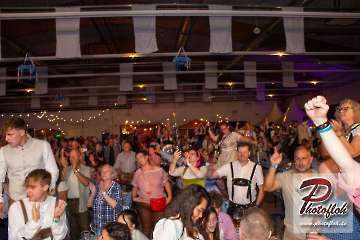 www_photofloh_de_PflaelzerGaudiNaechte_HermesHouseBand_Messehalle_PS_17_10_2026-144