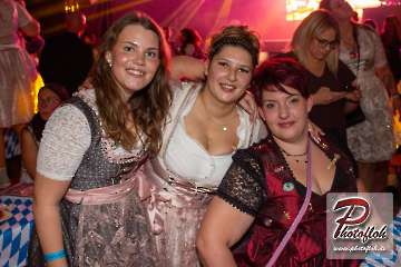 www_photofloh_de_PflaelzerGaudiNaechte_HermesHouseBand_Messehalle_PS_17_10_2026-220